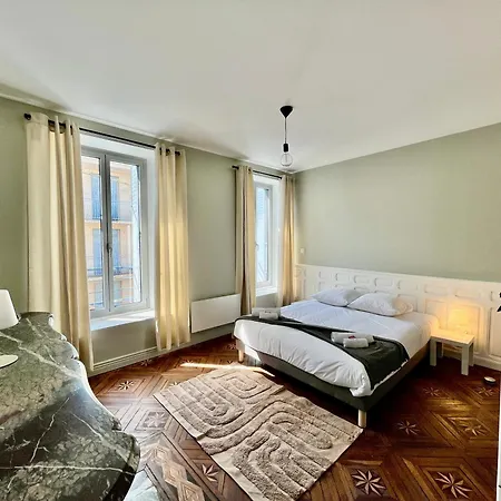 Апартаменты Le Bigourdan - 6 Personnes - Haras Тарб